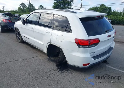 2019 Jeep Grand Cherokee Trailhawk 4X4 z USA, uszkodzony, nr VIN 1C4RJFLG3KC716814